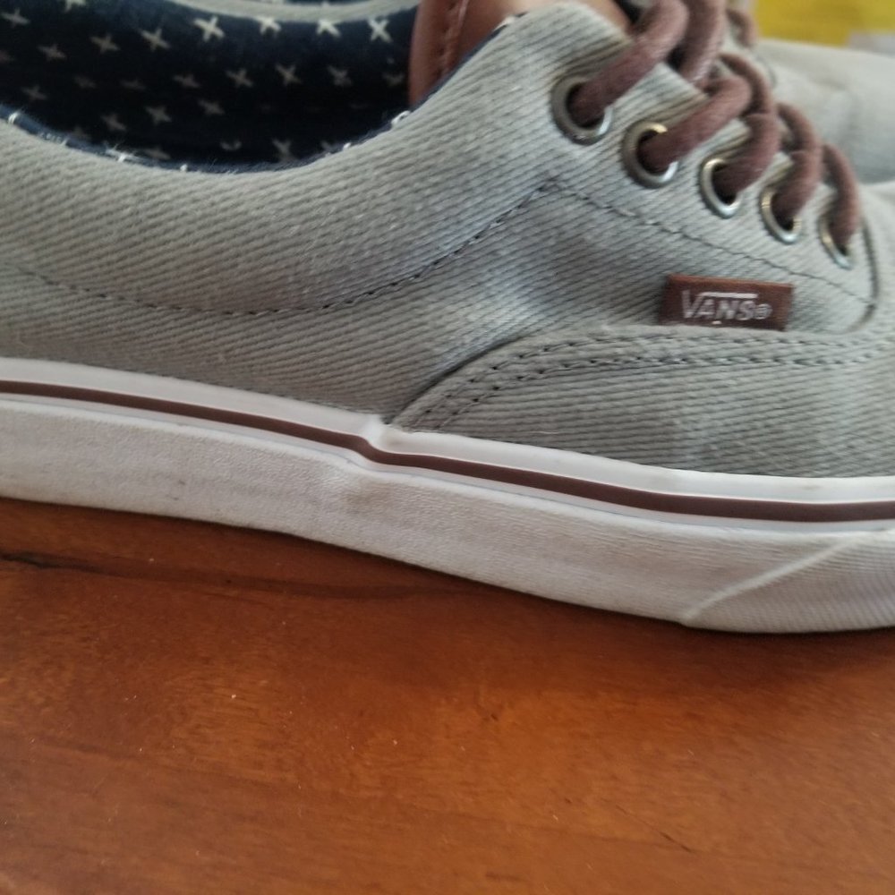 Van's Shoes - Picture 3 of 13